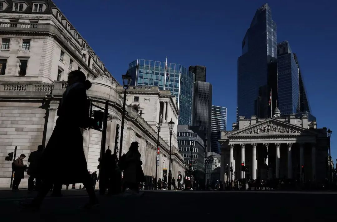 英国地产复苏+就业回暖，英镑交易员连夜加仓，英镑月线创两年最强